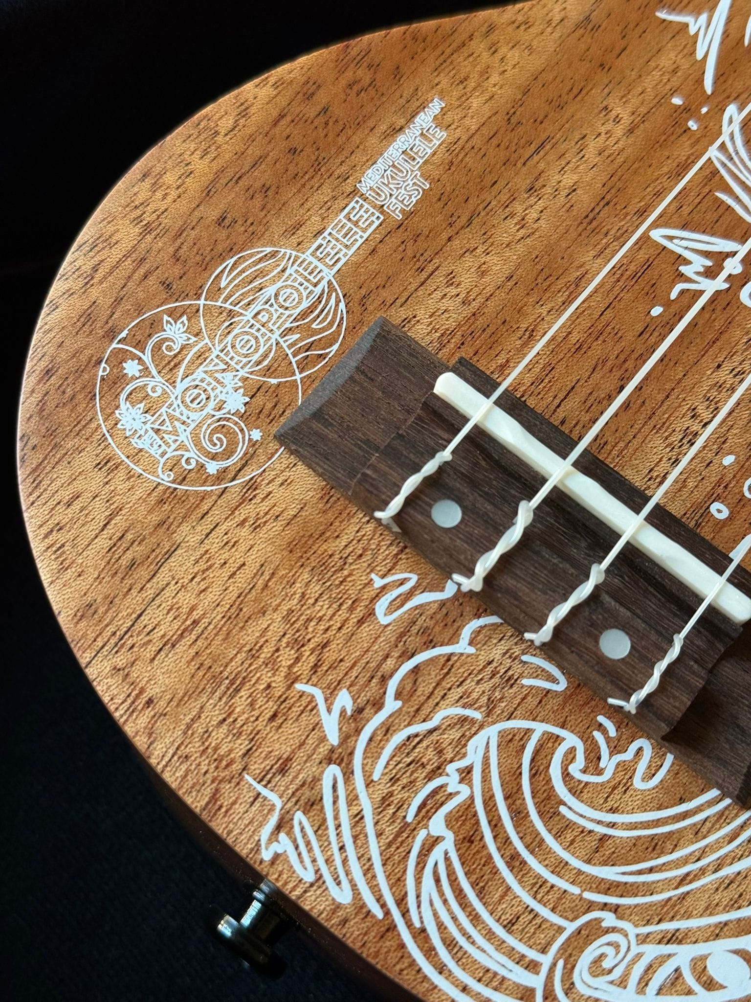 Monopolele Ukulele Soprano Long Neck by Todo