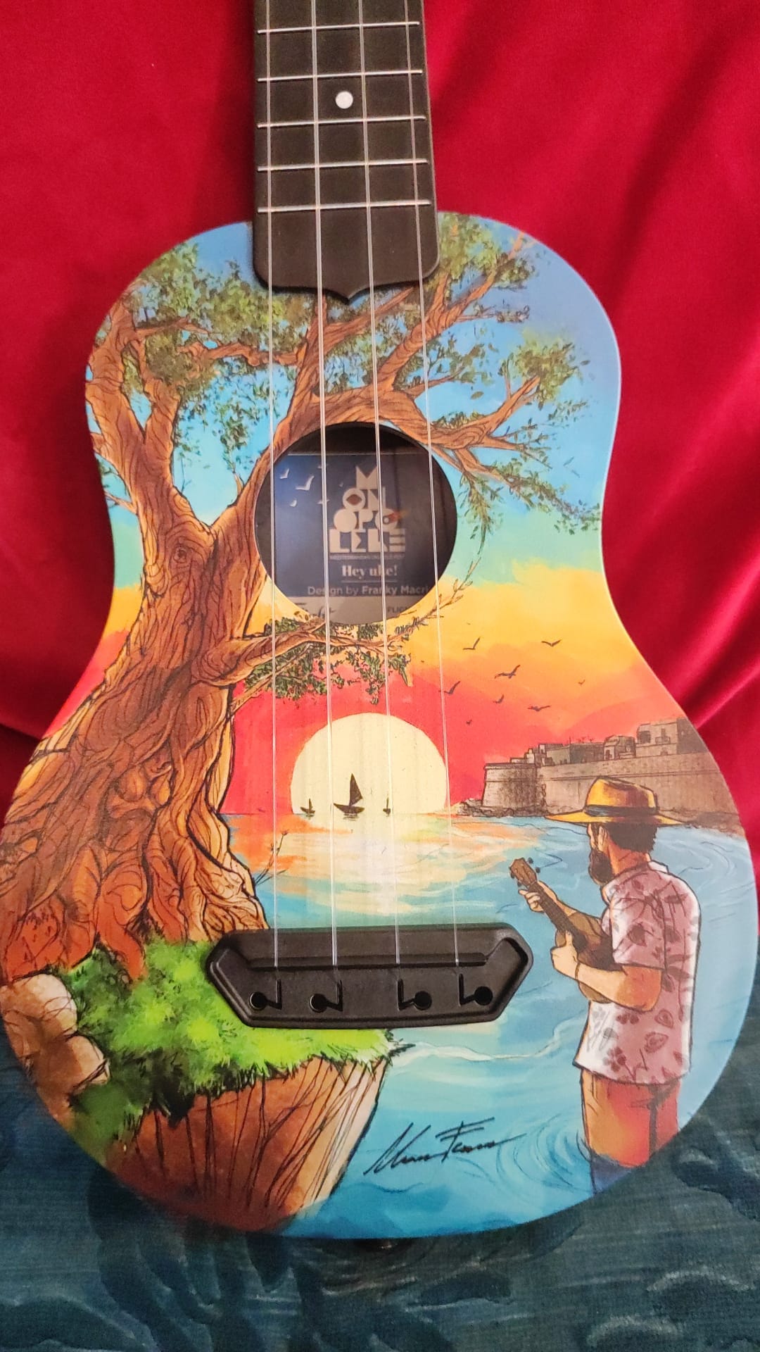 Monopolele Ukulele Soprano by Flight